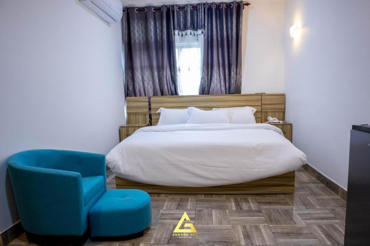 George Vee Hotel Ltd Kumasi Extérieur photo