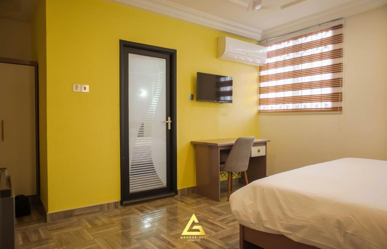 George Vee Hotel Ltd Kumasi Extérieur photo